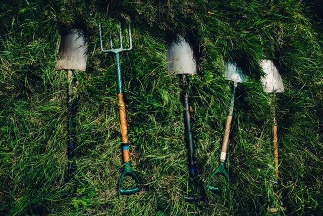 gardening tools: prepare your business